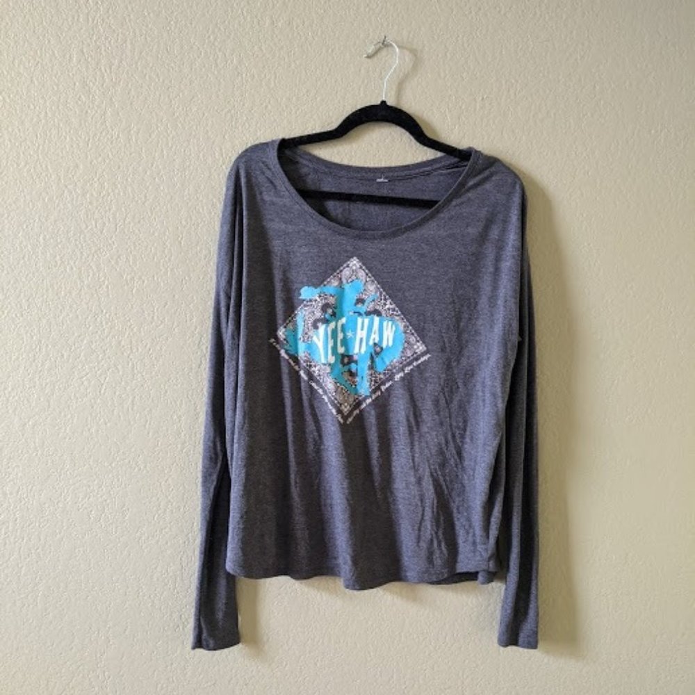 Grey long sleeve country scoop neck tee shirt